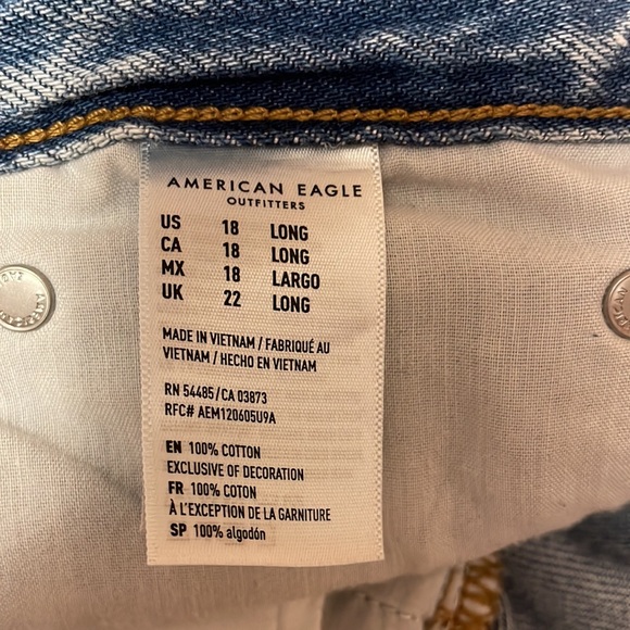 American Eagle mom jeans - Picture 4 of 4